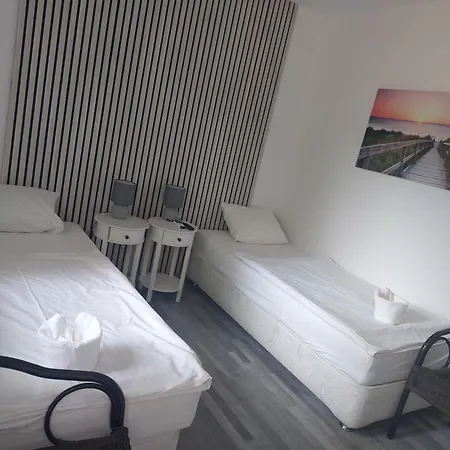 Aranysas Bungalló Hotel Alsóörs