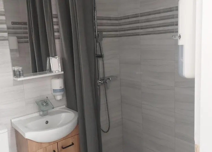 מלון Aranysas Bungallo *